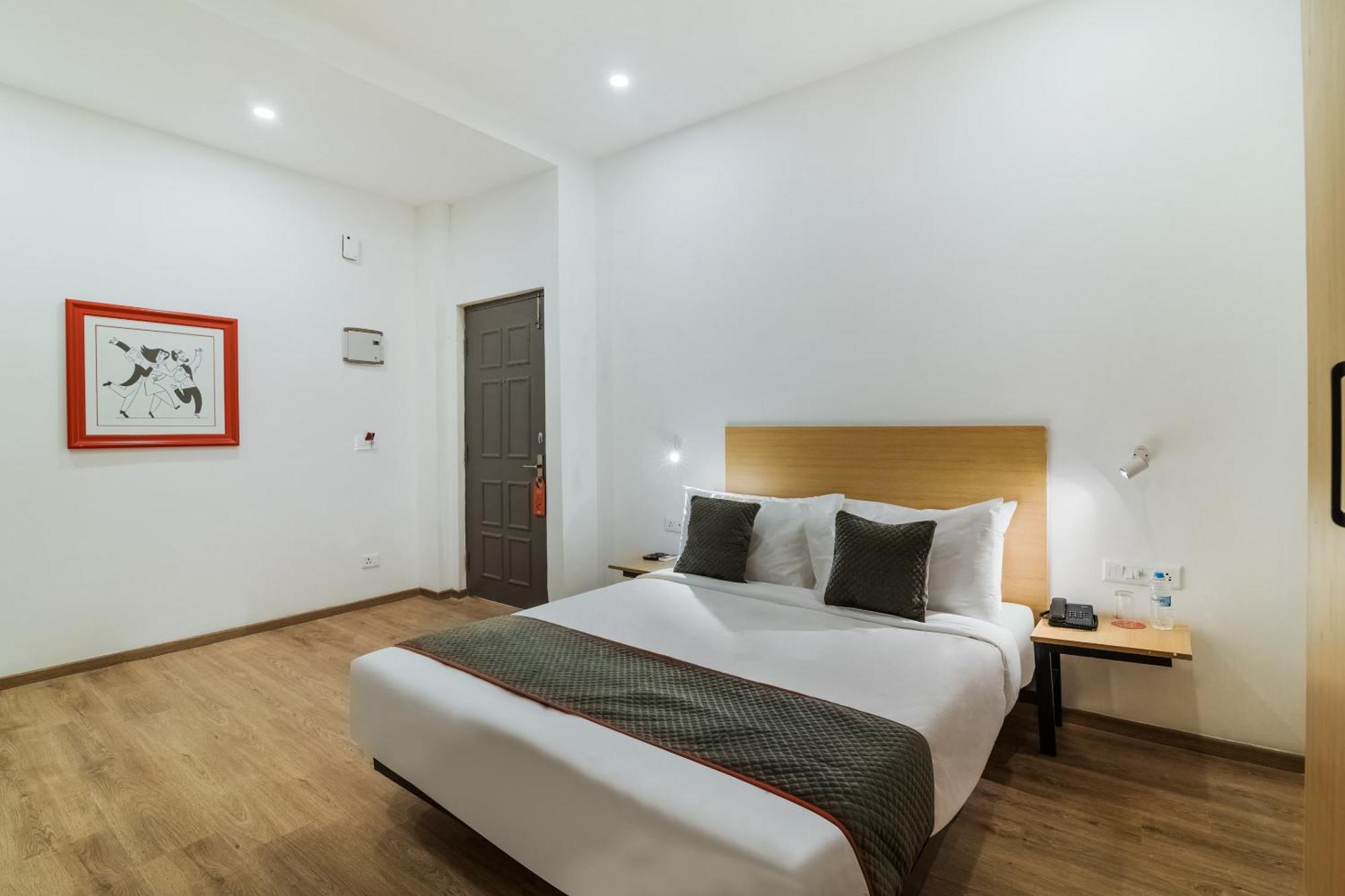 Super Townhouse Xotel Čennai Exteriér fotografie