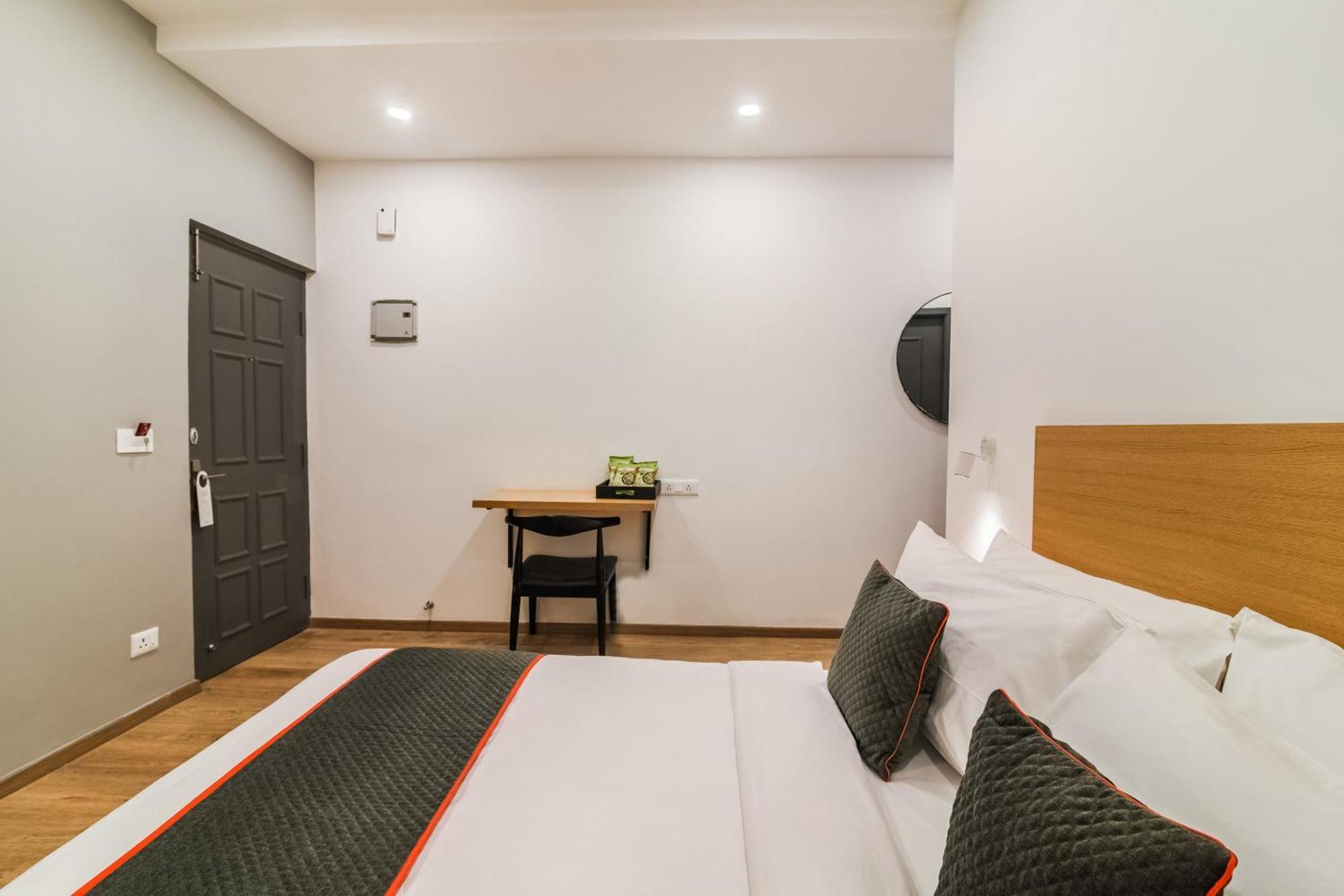 Super Townhouse Xotel Čennai Exteriér fotografie