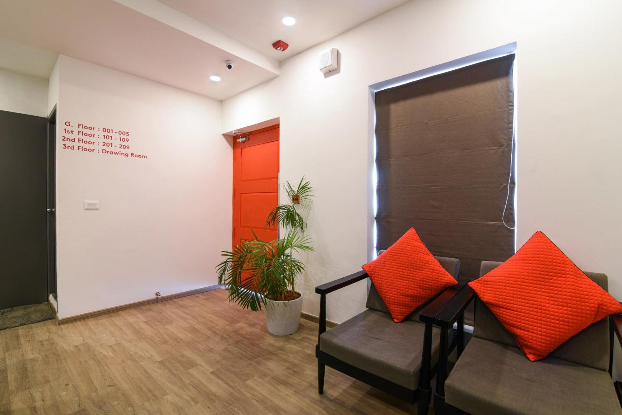 Super Townhouse Xotel Čennai Exteriér fotografie
