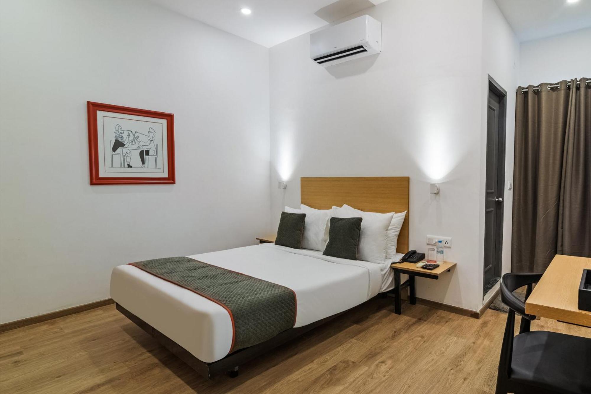 Super Townhouse Xotel Čennai Exteriér fotografie