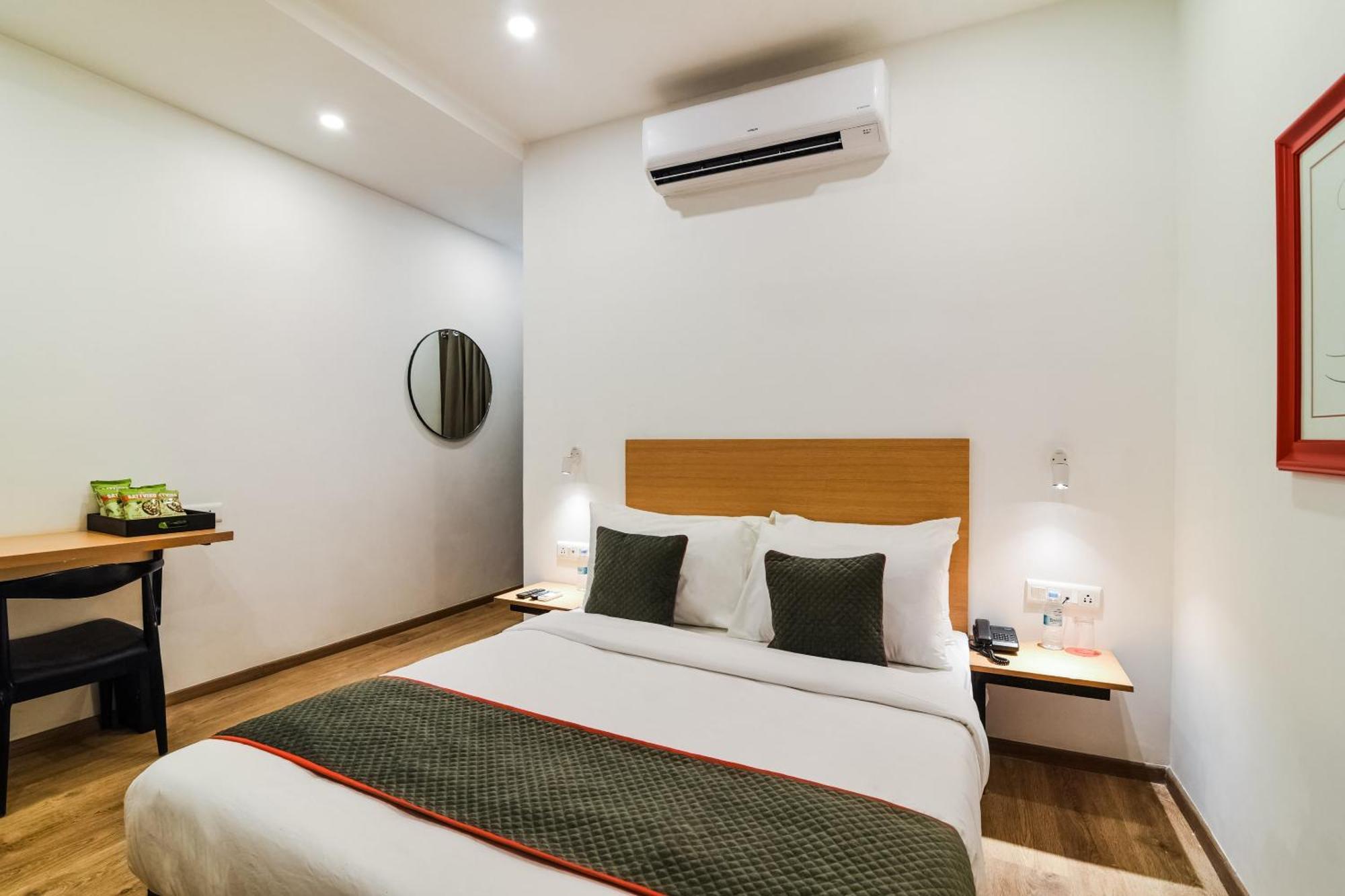 Super Townhouse Xotel Čennai Exteriér fotografie